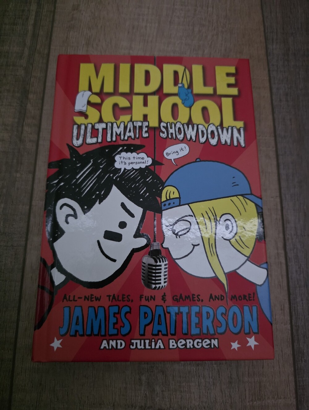 Middle school - By James Patterson (2) - NWT